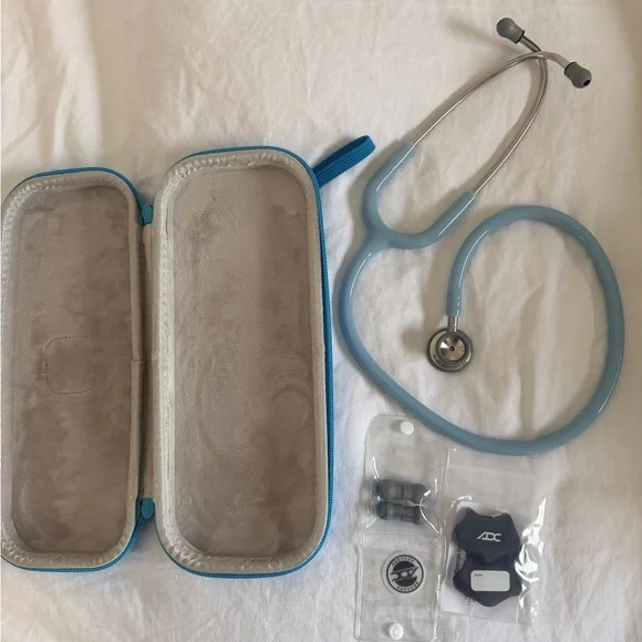 DC Light Blue Neonatal Stethoscope with Carry Case - Picture 3 of 4